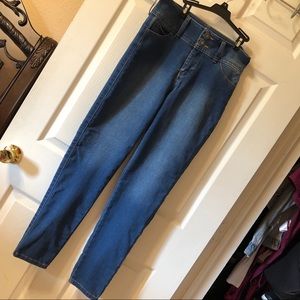 ❌SOLD❌ Jeans